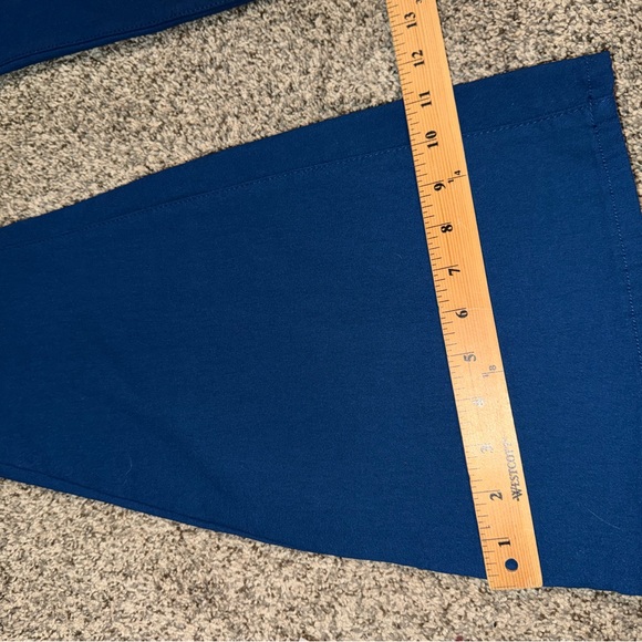 EUC WOMENS JCJQ MEDIUM STRETCH DEEP BLUE Women's Jeans FLARES BOUTIQUE - Picture 5 of 5